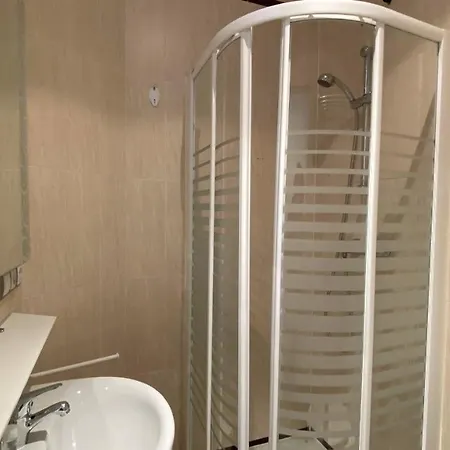 Guest house Insidehome Centro -hab Con Bano Privado En El Centro Y Opcion De Parking-