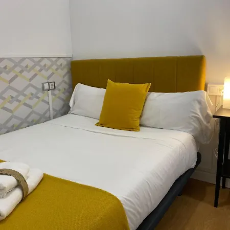 Insidehome Centro -hab Con Bano Privado En El Centro Y Opcion De Parking- 3*