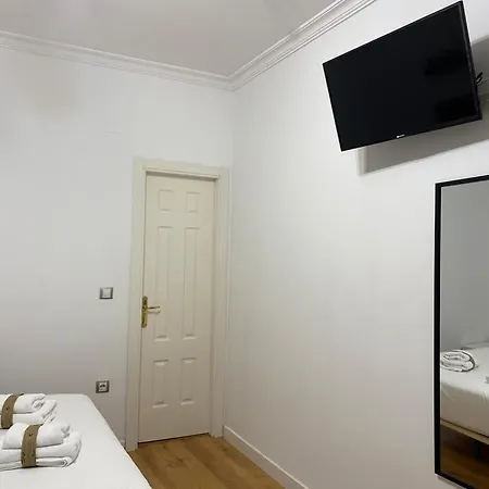 Insidehome Centro -hab Con Bano Privado En El Centro Y Opcion De Parking- 3* Valladolid