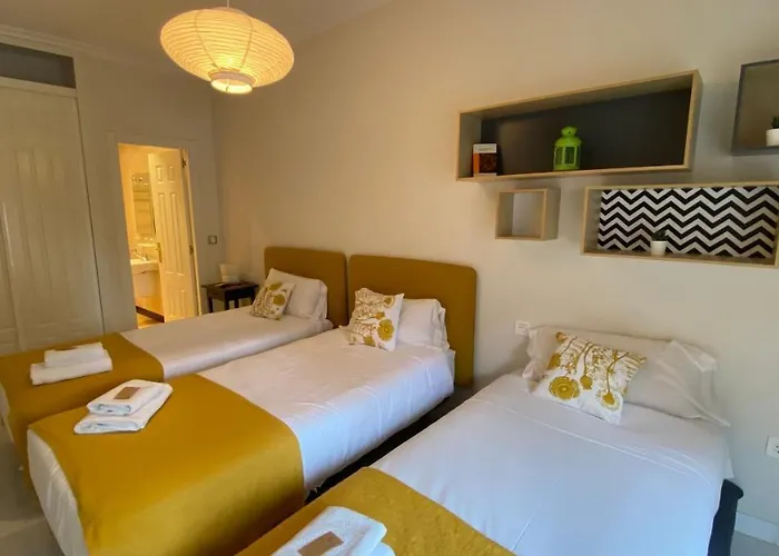 Insidehome Centro -hab Con Bano Privado En El Centro Y Opcion De Parking- Ostello *