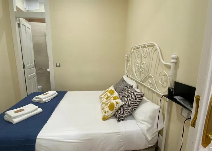 Ostello Insidehome Centro -hab Con Bano Privado En El Centro Y Opcion De Parking- Valladolid