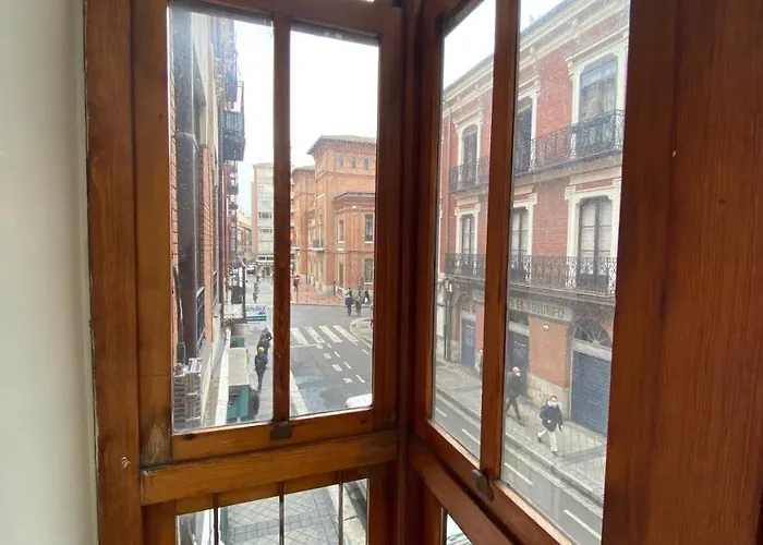 Hostel Insidehome Centro -hab Con Bano Privado En El Centro Y Opcion De Parking- Valladolid