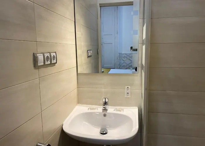 Insidehome Centro -hab Con Bano Privado En El Centro Y Opcion De Parking- Hostel Valladolid