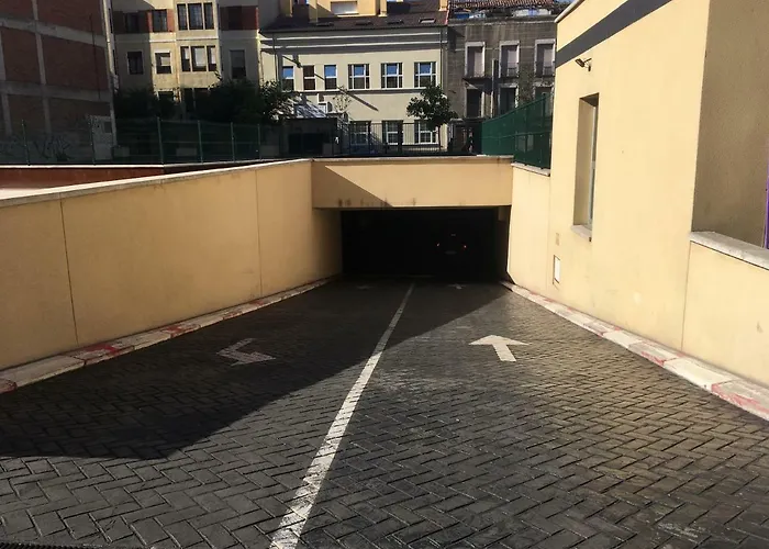 Hostel Insidehome Centro -hab Con Bano Privado En El Centro Y Opcion De Parking- Valladolid