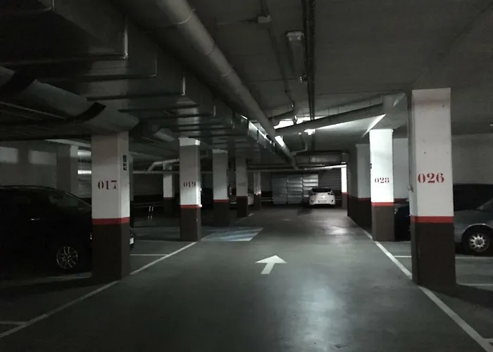 Albergue Insidehome Centro -hab Con Bano Privado En El Centro Y Opcion De Parking- *